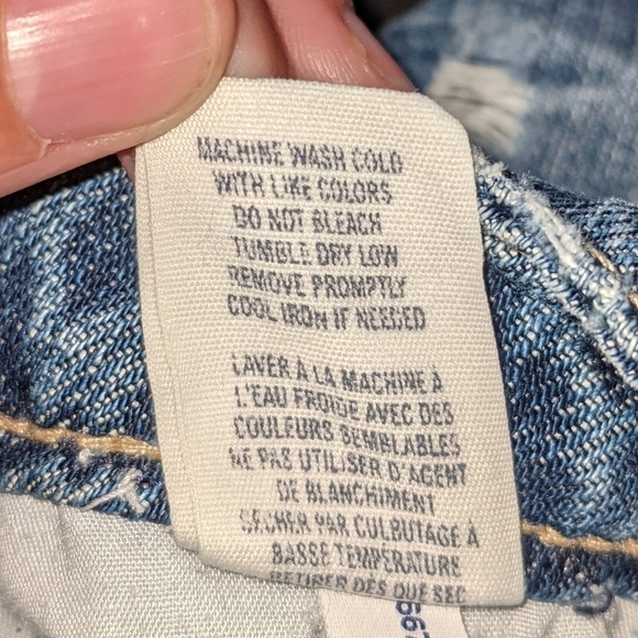 AEO Cutoff Distressed Shorts Sz 4 - Picture 10 of 10